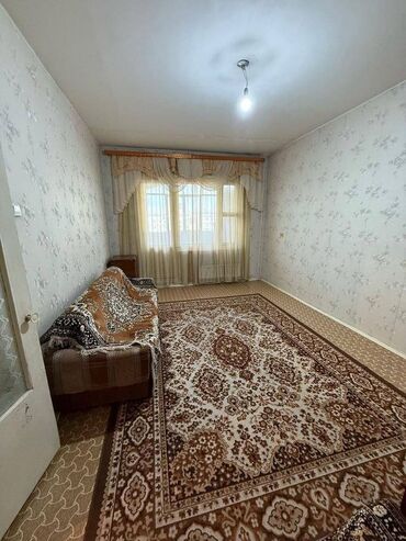 квартиры 12 микрорайон: 3 комнаты, 82 м², 106 серия, 8 этаж, Косметический ремонт
