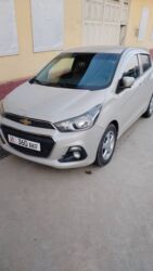 дом на кол: Chevrolet Spark: 2017 г., 1 л, Механика, Бензин, Хэтчбэк