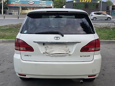 tir: Toyota Ipsum: 2001 г., 2.4 л, Автомат, Газ, Минивэн — 6