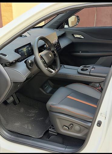 Changan: Changan Uni-Z: 2026 г., 1.5 л, Робот, Бензин, Кроссовер — 7