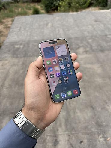 iphone en ucuz telefon: IPhone 15 Pro, 128 GB, White Titanium, Face ID, Zəmanət, Simsiz şarj — 3