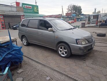 Toyota: Toyota Gaia: 2000 г., 2 л, Автомат, Бензин, Вэн/Минивэн