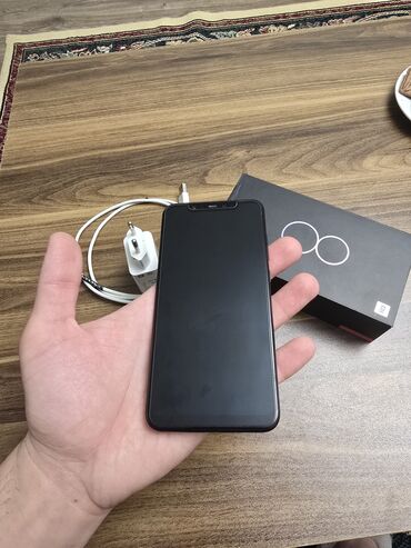 Xiaomi: Xiaomi Mi 8, rəng - Qara, 
 Barmaq izi — 8