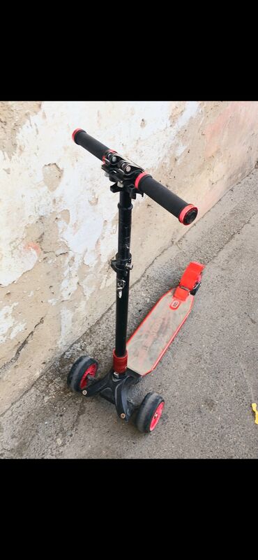 ikinci el elektrikli scooter: Baha alinib ideal veziyyetde