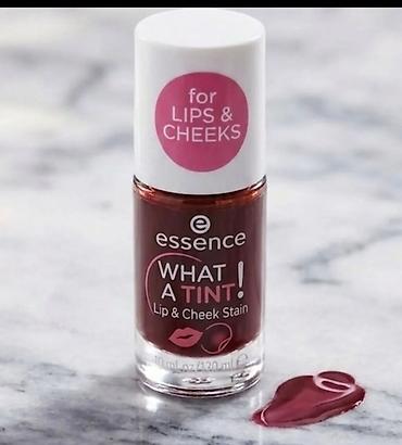 Essence What A Tint! Lip & Cheek Stain – višefunkcionalno tečno