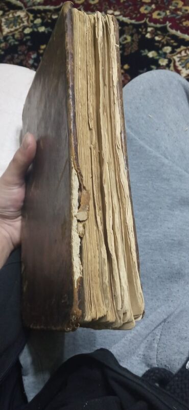 CD, DVD disklər və kassetlər: Qədimi Quran kitabı yalnız ciddi şəxslər narahat eləsin! qiymət