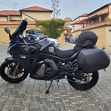 cfmoto 250sr: 650 sm3, 2022 il, 8000 km — 2
