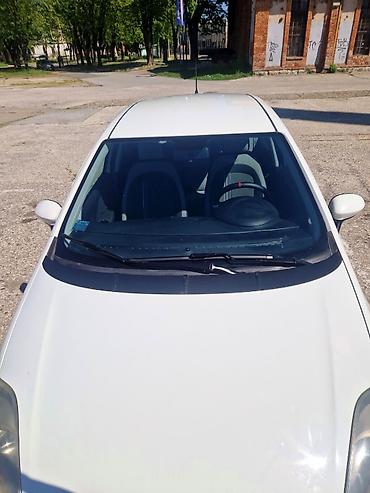 Fiat: Auto prodajem zbog kupovine veceg automobila. Auto registrovan do — 11