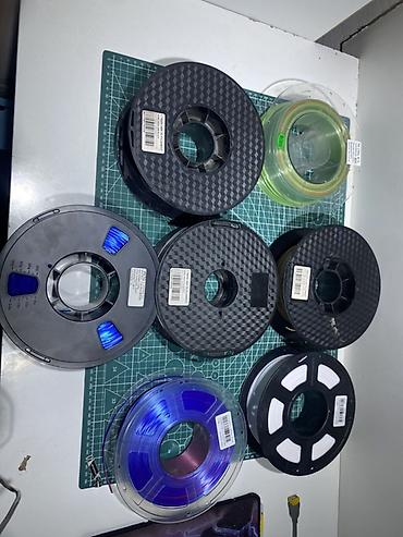 xprinter xp365b: Продаю 7 рулонов пластика для 3D-принтера. Состав: * PLA светящийся — — 2