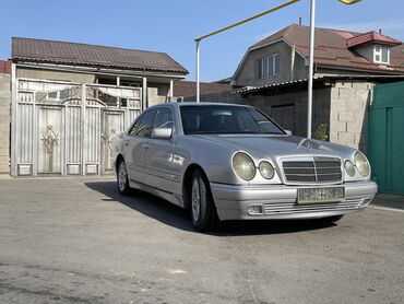 мерседес с 200: Mercedes-Benz E 200: 1998 г., 2 л, Механика, Бензин, Седан