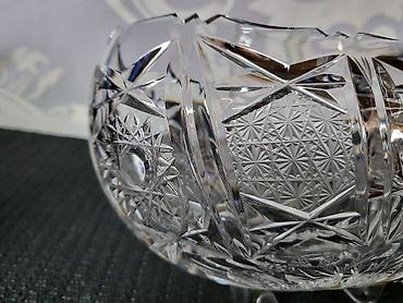 tiffany glasses: Bombonijera kristal kraljevski rad bohemija iz 70ih godina. Ceska — 9