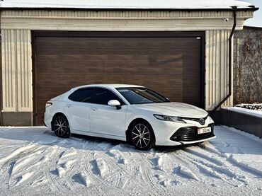 Toyota: Toyota Camry: 2018 г., 2.5 л, Автомат, Бензин, Седан — 2