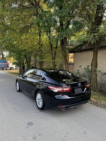 toyta mark: Toyota Camry: 2020 г., 2.5 л, Вариатор, Гибрид, Седан — 6