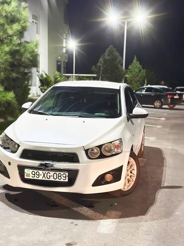 Chevrolet: Chevrolet Aveo: 1.6 l | 2015 il 220000 km Sedan — 14