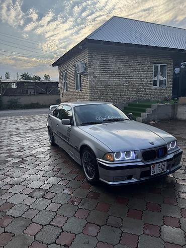 вентилятор е46: BMW 3 series: 1994 г., 2.5 л, Механика, Бензин, Купе — 2