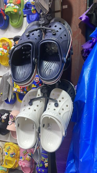 обувь сабо: Кроксы все размеры есть от35-40 цена 1200 вьетнам