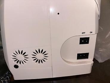komputer noutbuk: Singer C5205 tikiş maşını - Rəqəmsal idarəetmə paneli və LCD ekran — 4