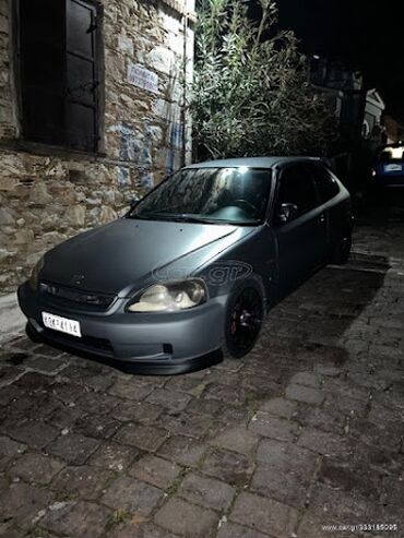 Transport: Honda Civic: 1.8 l | 2000 year Coupe/Sports