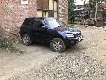 срочно срочно продам: Toyota RAV4: 1995 г., 2 л, Автоматтык, Бензин, Купе