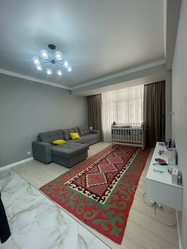 квартира гасстиний типа: 1 комната, 53 м², Элитка, 3 этаж, Дизайнерский ремонт