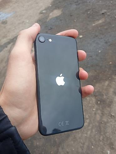 macbook 2 ci el: IPhone SE 2020, 64 GB, Qara, Barmaq izi, Simsiz şarj — 1