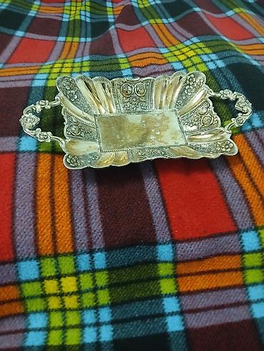 acar qabı: Antik üslubda metal fiqurlu kiçik sini/konfet qabı - Material — 1