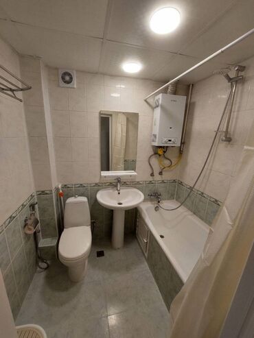 Uzunmüddətli kirayə mənzillər: Səbail rayonu İçəri şəhər metrosuna 3 dəqiqəlik piyada məsafədə — 17