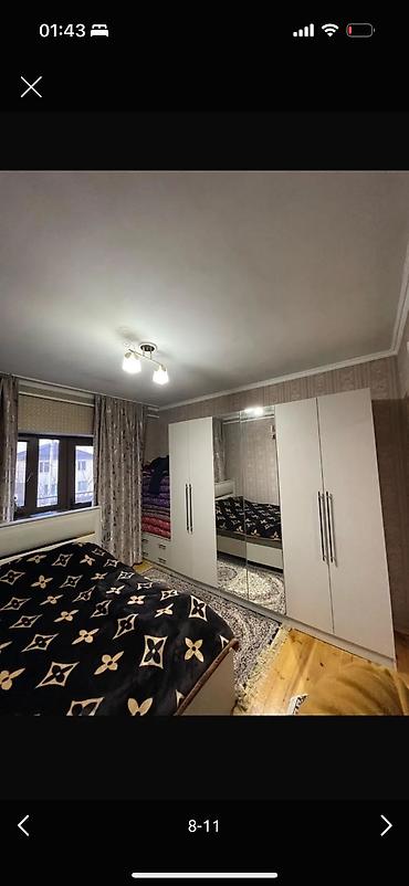 Продажа коттеджей и домов: Продается двухэтажный дом в Военно-Антоновка. Во дворе находится — 8