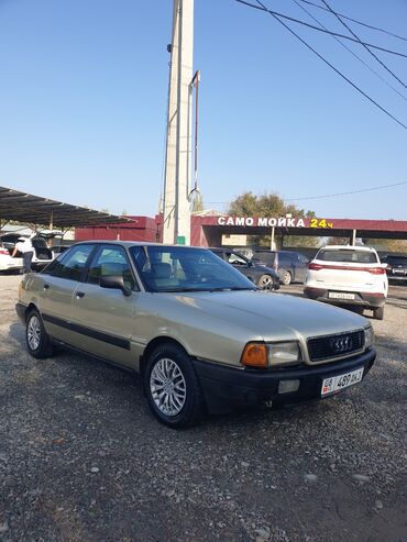 срочное продажа авто: Audi 80: 1988 г., 1.8 л, Механика, Бензин, Седан