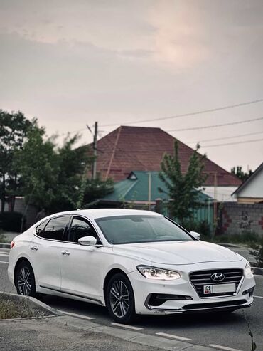 Mercedes-Benz: Hyundai Grandeur: 2017 г., 3 л, Автомат, Газ, Седан