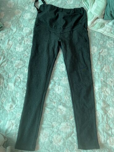 чёрные джинсы: Джинсы и брюки