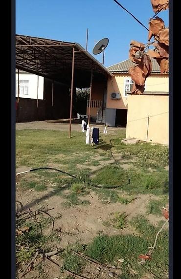 biləsuvarda ev: Təcili i Ev satilir bilesuvar rayonu kuce menteqe bazara yaxin — 3