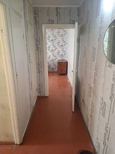 куплю квартиру в рассрочку: 2 комнаты, 44 м², 8 мкр 104 серия, 2 этаж, Требуется ремонт — 4
