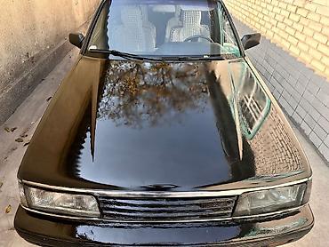 mazda 929: Mazda 929: 1987 г., 2 л, Механика, Бензин, Седан — 5