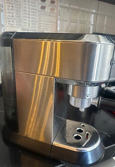 delongi: Delonghi Dedica EC685 espresso maşını - Kompakt, paslanmayan poladdan — 1