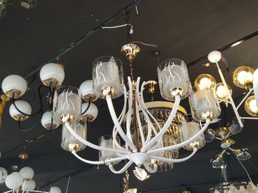 lüstrlar: Çılçıraq, 10 və daha çox lampa, Metal