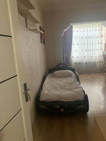 Mənzil kirayələyirəm: 4 otaqlı, 110 kv. m -da lalafo.az — 6 Mənzil kirayələyirəm: 4 otaqlı, 110 kv. m — 6