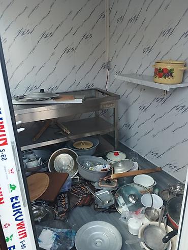 Будки, киоски: Satılır – Çoxməqsədli Butka/Kiosk Ölçüləri: 2.10 m × 1.80 m × 1.90 m — 3