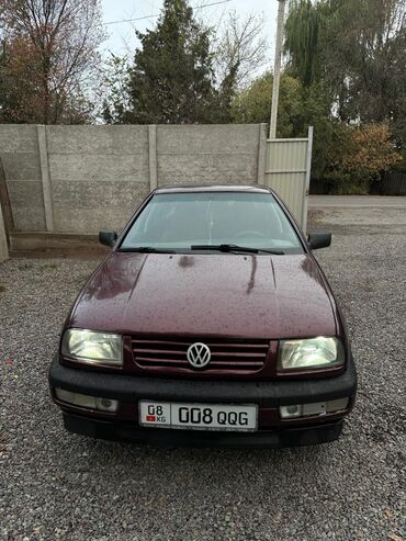 мотоцикл минск цена: Volkswagen Vento: 1993 г., 1.8 л, Механика, Бензин, Седан