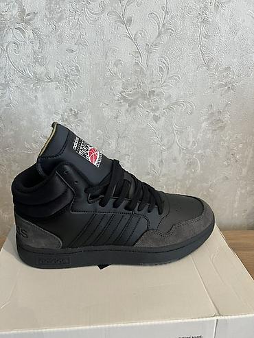 Мужская обувь: Adidas Hoops 3.0 Mid – kişi basketbol stilində idman ayaqqabısı — 4