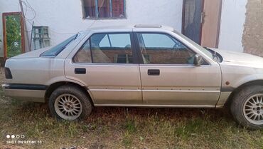 продаю срочно: Honda Accord: 1986 г., 2.2 л, Механика, Бензин, Седан