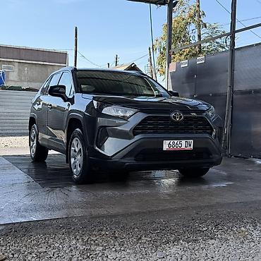 аренда toyota rav4: Toyota RAV4: 2020 г., 2.5 л, Автомат, Бензин, Кроссовер — 8