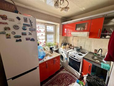 дешевые квартиры в оше: 2 комнаты, 43 м², Хрущевка, 4 этаж, Евроремонт