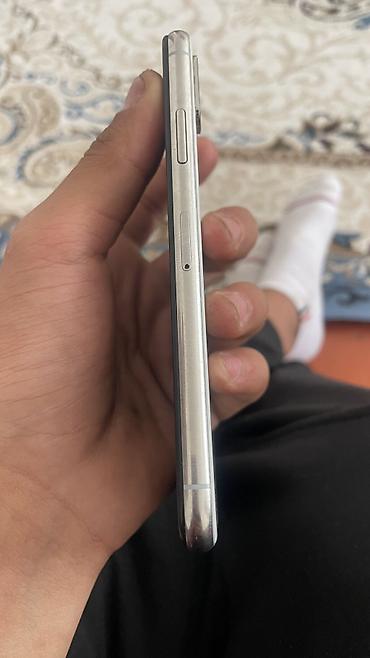 Мобильные телефоны: IPhone Xs, Б/у, 256 ГБ, Белый, Чехол, 73 % — 3