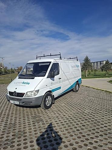 Легкий грузовой транспорт: Легкий грузовик, Mercedes-Benz — 6