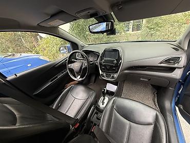tayota auris: Chevrolet Spark: 2016 г., 1 л, Вариатор, Бензин, Хэтчбэк — 6