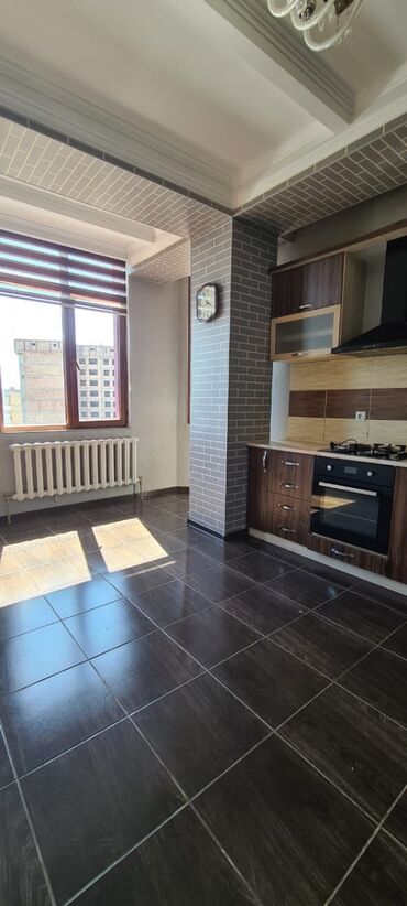 2х комнатная квартира в Кыргызстан | Долгосрочная аренда квартир: 2 комнаты, 74 м², Индивидуалка, 9 этаж, Свежий ремонт, Центральное отопление, Электрическое отопление
