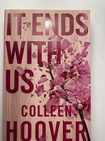 pariklərin qiyməti: Kitab/ Книга 8 azn son qiymeti
 It ends with us 
Colleen Hoover
