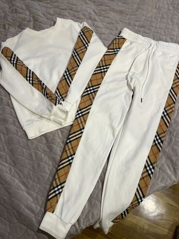 детский джинсовый костюм: S (EU 36), M (EU 38), цвет - Белый