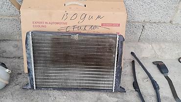 Volkswagen: Volkswagen Passat: 1982 г., 1.6 л, Механика, Бензин, Седан — 42